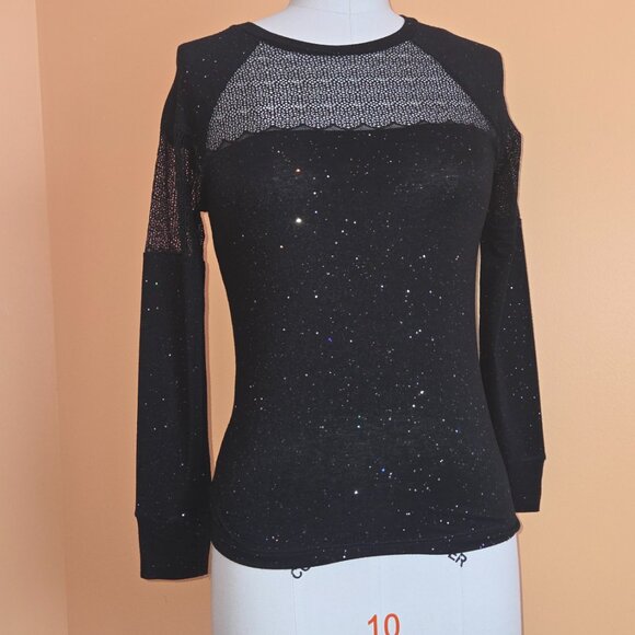 Top - Picture 4 of 4